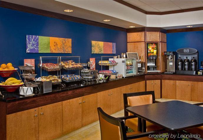 Fairfield Inn Hartford Airport Windsor Locks Exterior foto